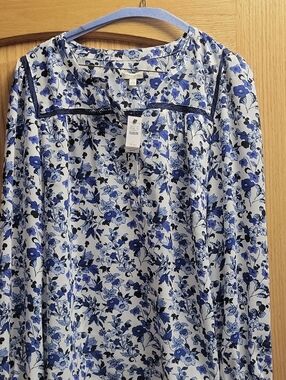 NEW Talbots Blue and White Floral Peasant Blouse